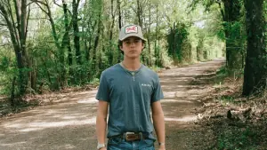 Waylon Wyatt at London Music Hall